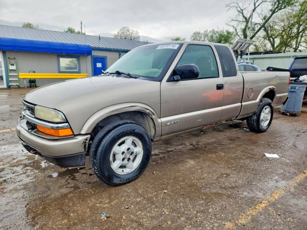2003 Chevrolet S-10 Pickup
