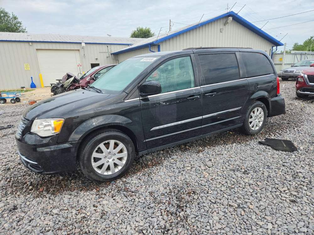 2016 Chrysler Town & Country Touring
