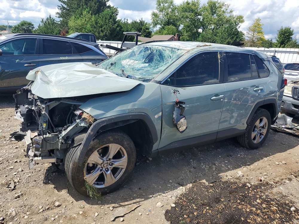 2022 Toyota RAV 4 V (XA50)