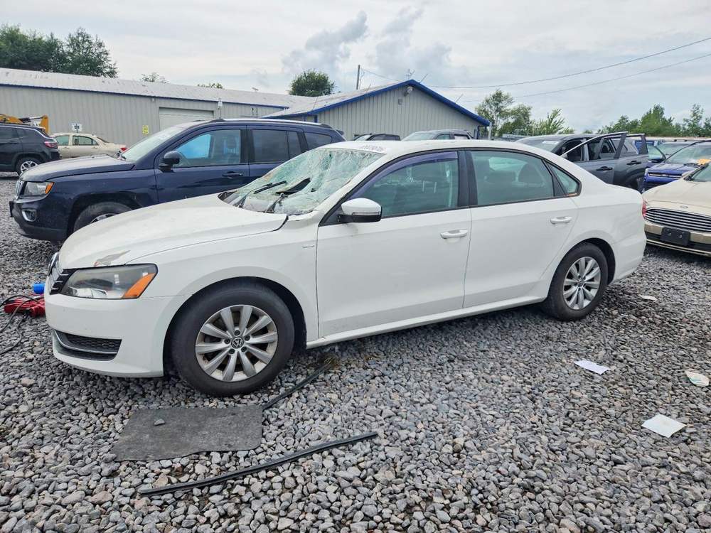 2015 Volkswagen Passat S