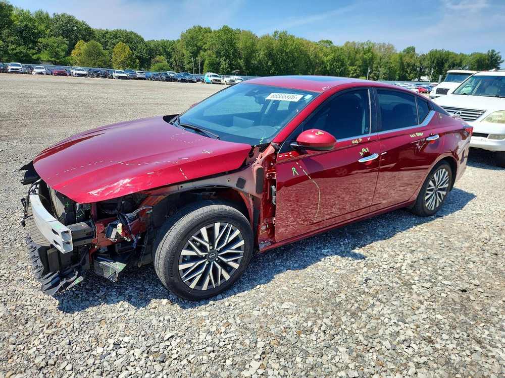 2024 Nissan Altima Sv