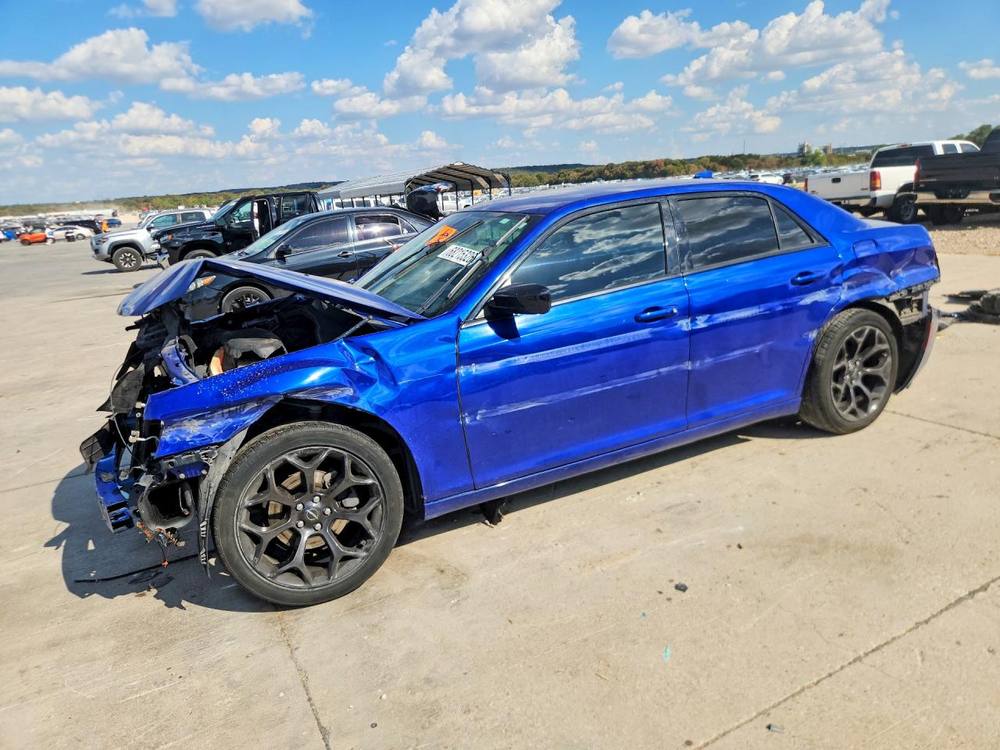 2019 Chrysler 300 Touring