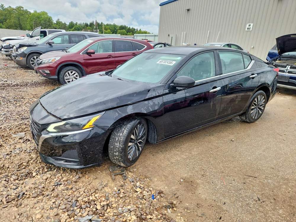 2024 Nissan Altima Sv