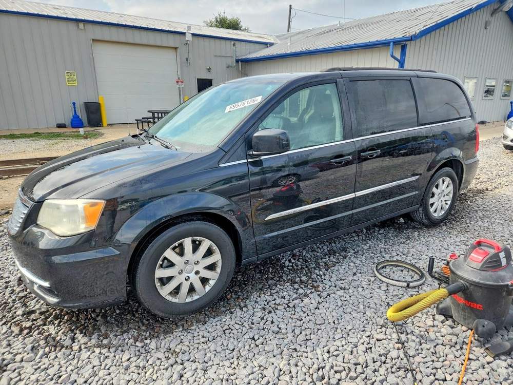 2014 Chrysler Town & Country Touring