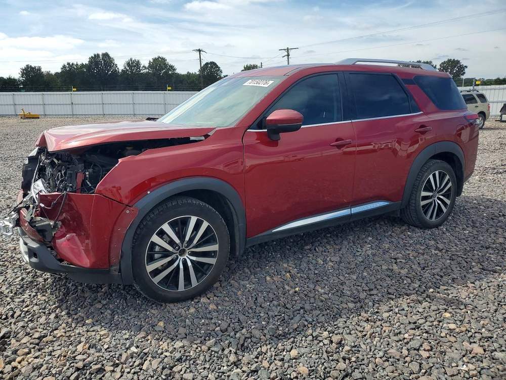 2023 Nissan Pathfinder Platinum