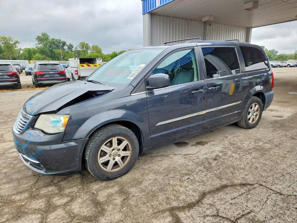 2012 Chrysler Town & Country Touring