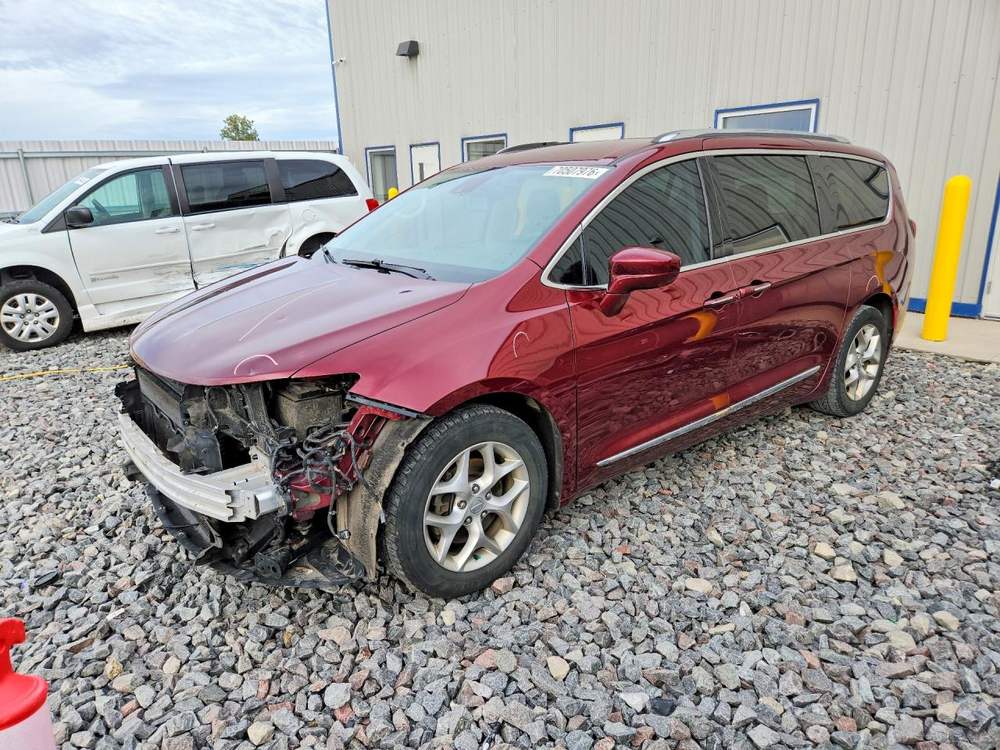 2018 Chrysler Pacifica Touring L Plus
