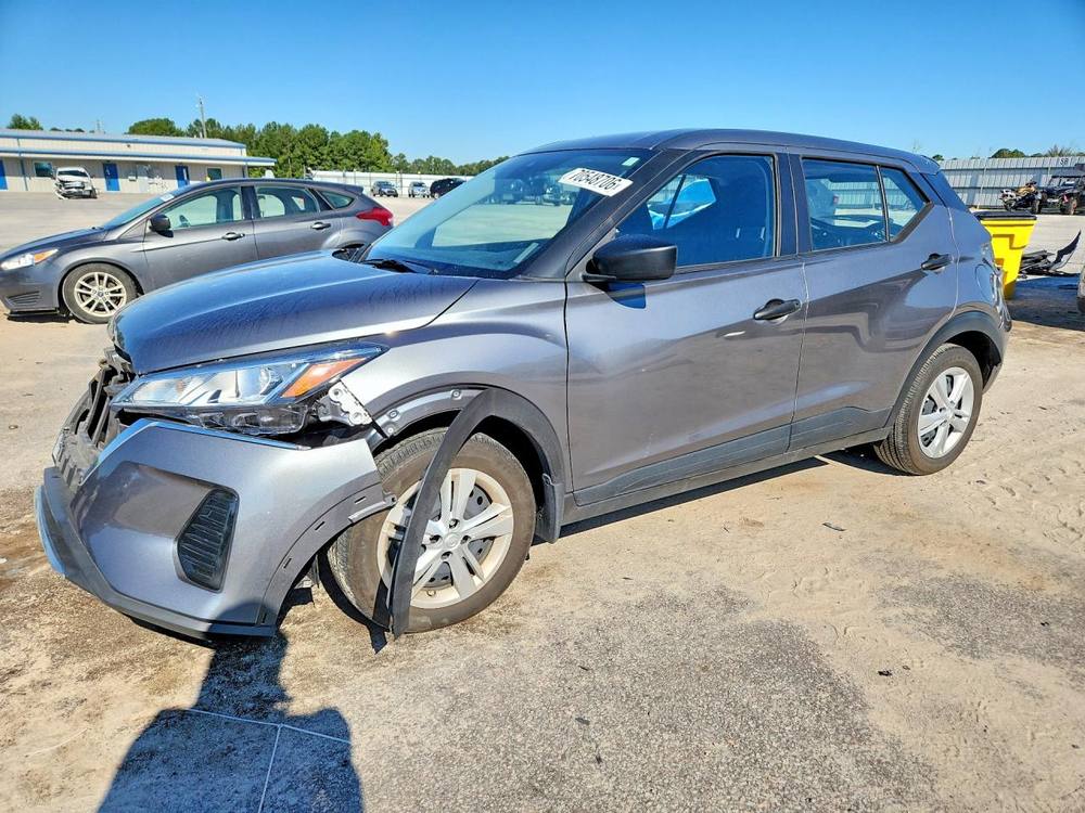 2025 Nissan Kicks Play S