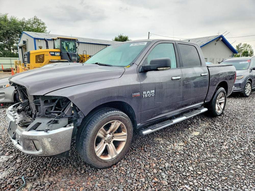 2014 RAM 1500 Slt