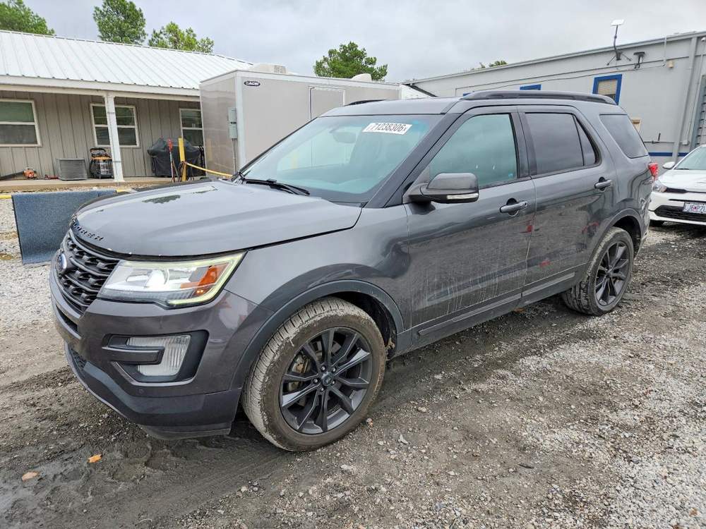 2017 Ford Explorer Xlt