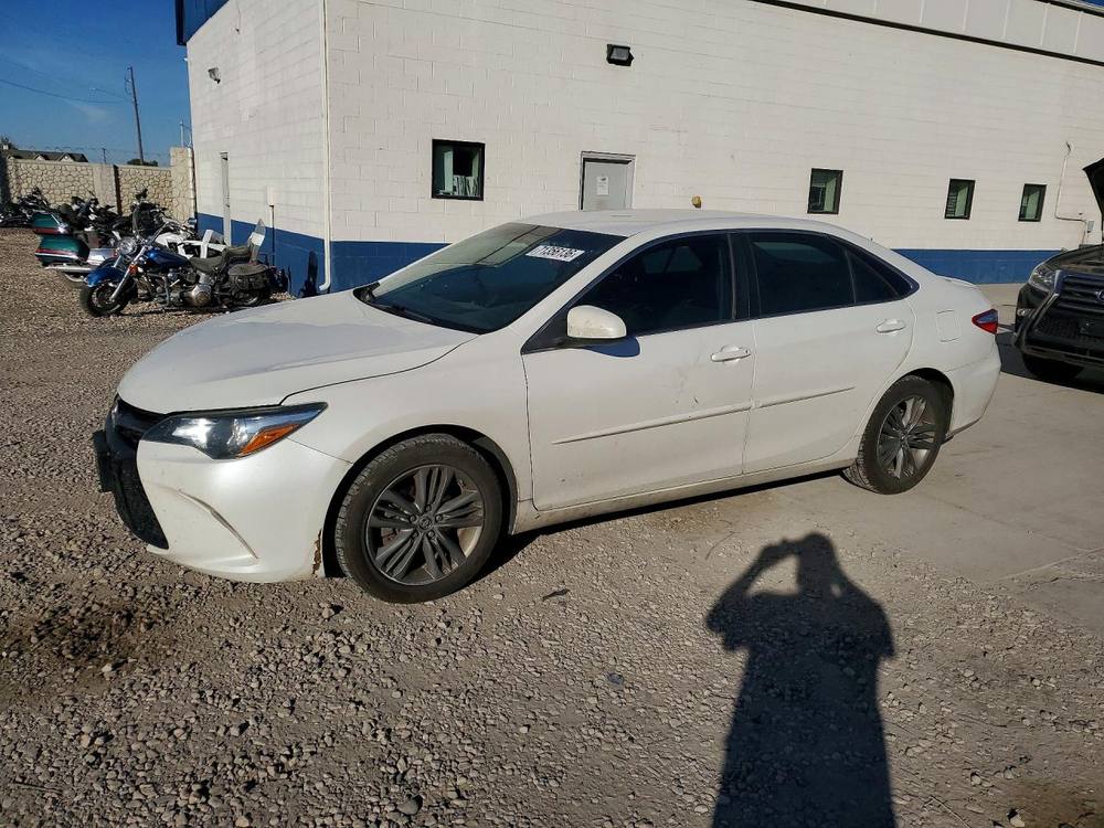 2016 Toyota Camry Se