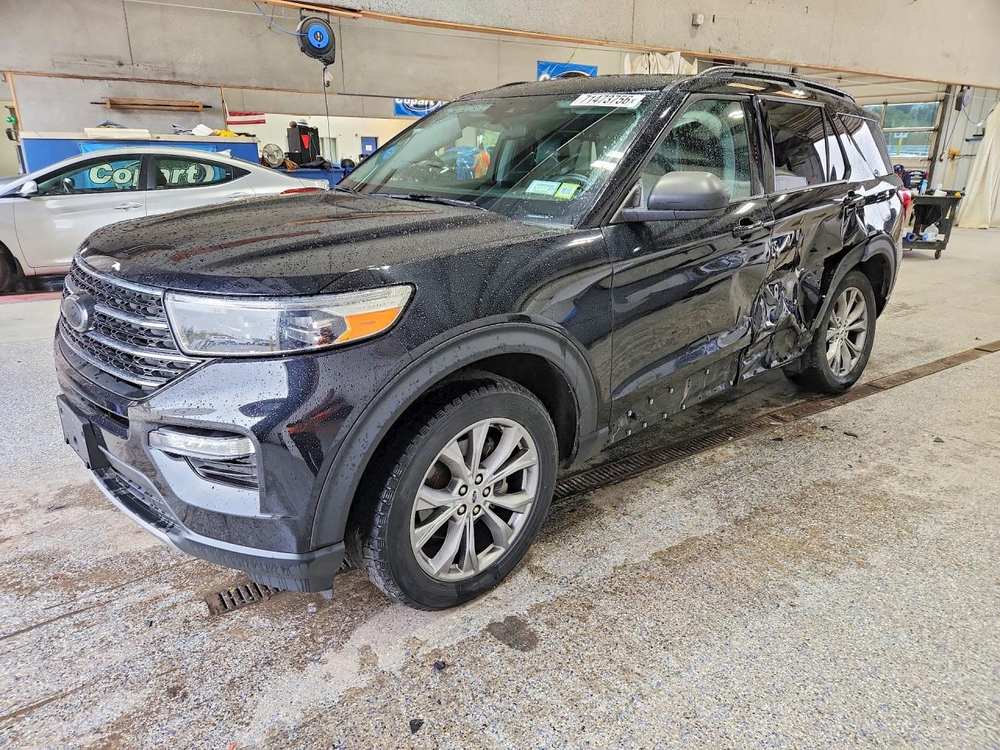 2023 Ford Explorer Xlt