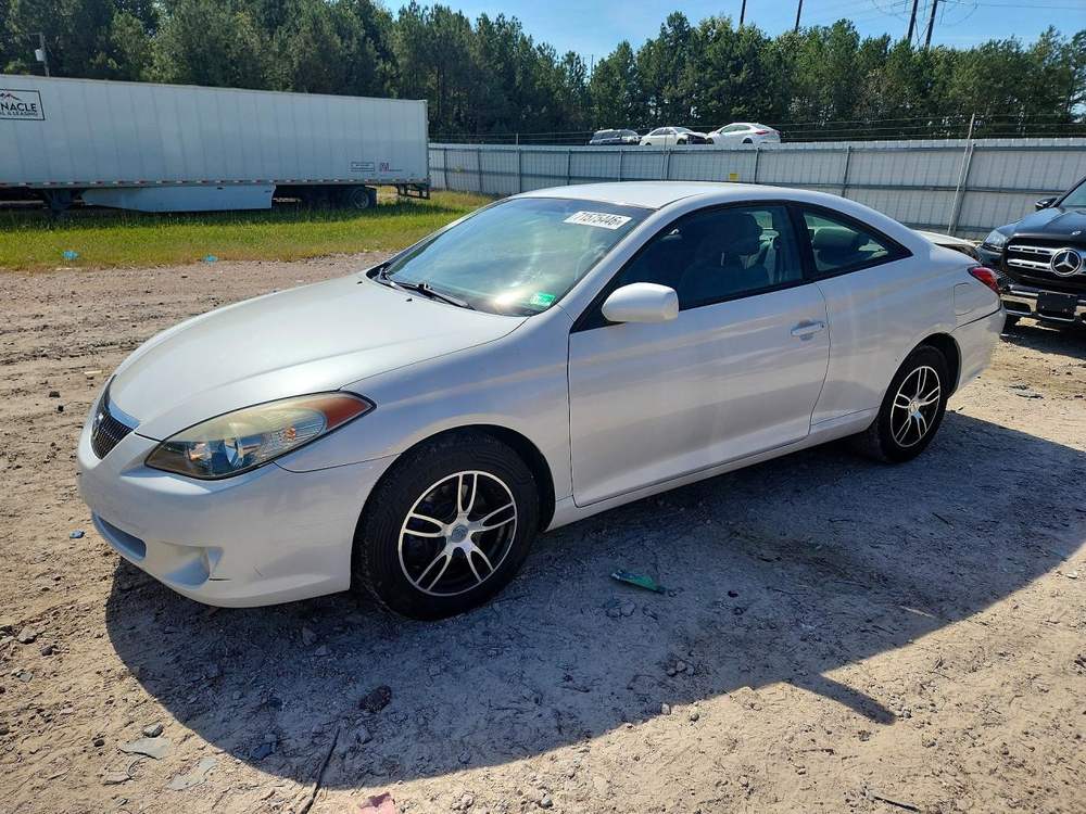 2004 Toyota Camry Solara Se