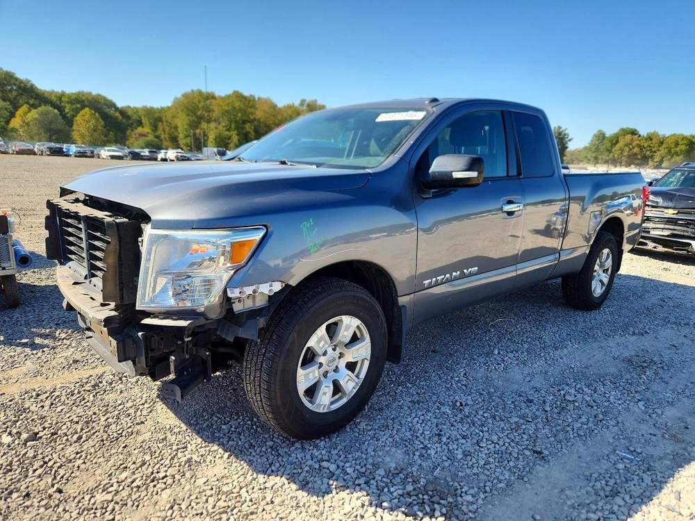 2018 Nissan Titan Sv
