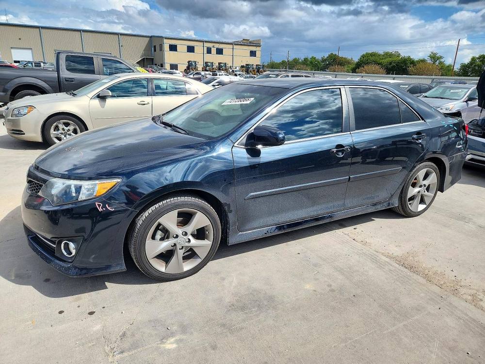 2014 Toyota Camry Se V6