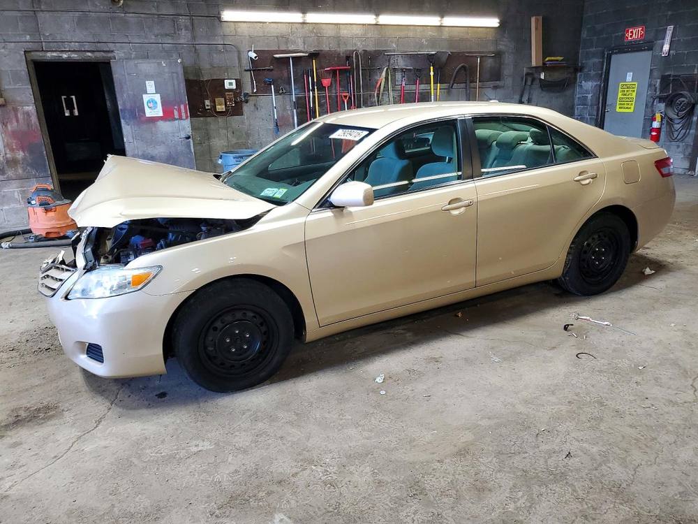 2010 Toyota Camry Le