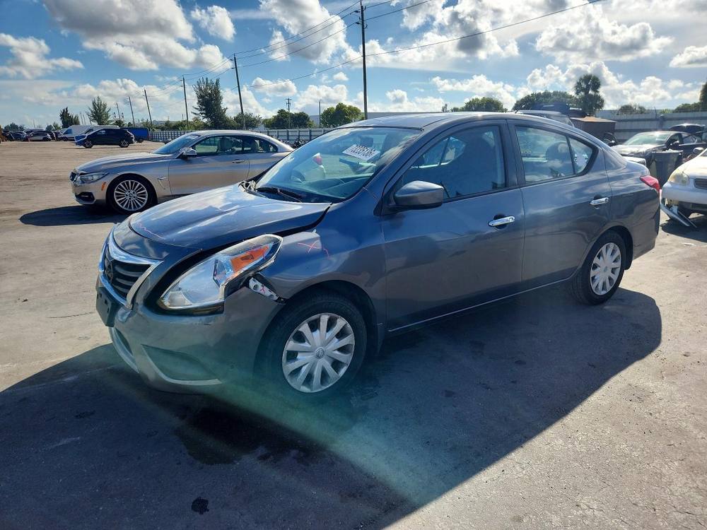 2017 Nissan Versa 1.6 Sv