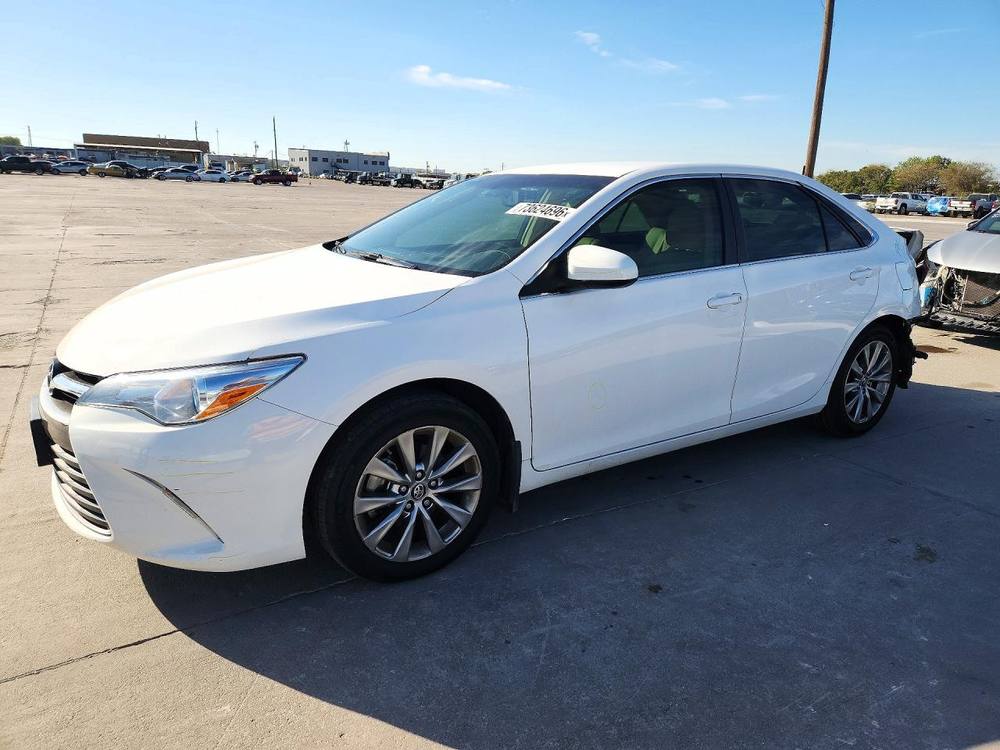 2016 Toyota Camry Xle