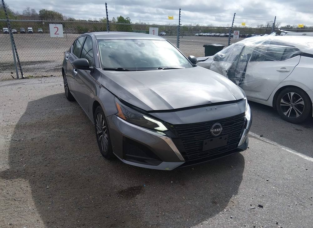 2024 Nissan Altima Sv Fwd