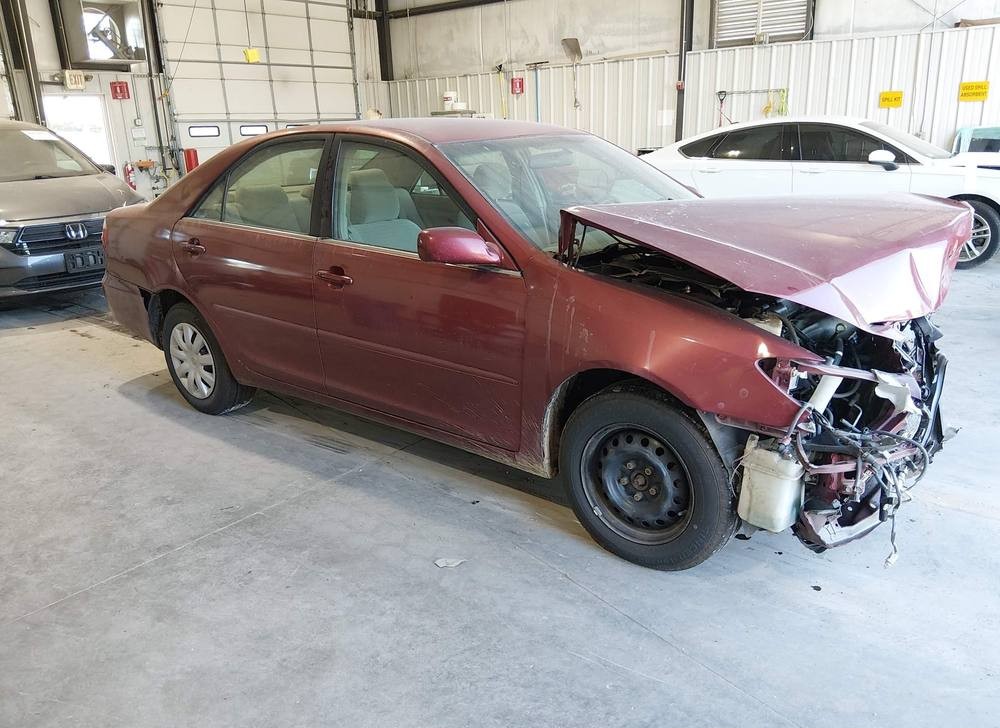 2005 Toyota Camry Le