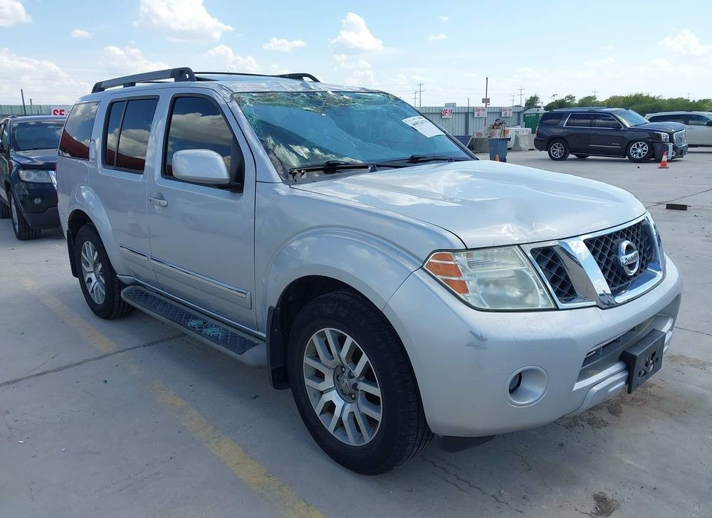 2012 Nissan Pathfinder Le