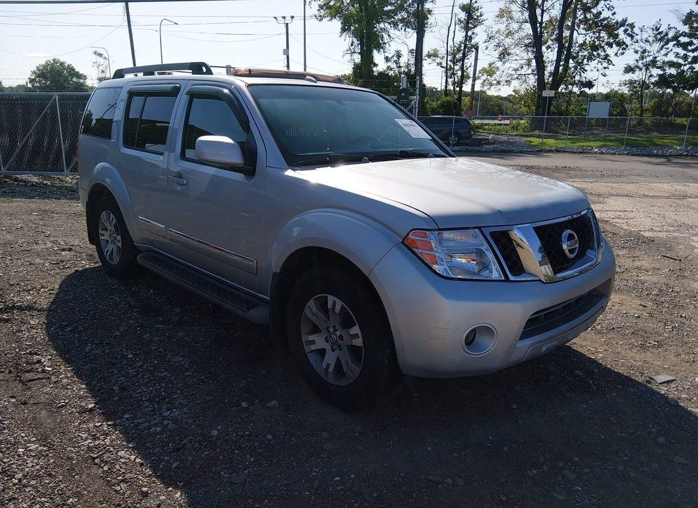 2008 Nissan Pathfinder Le