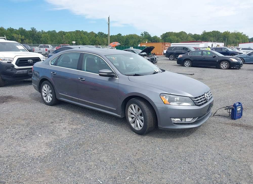 2013 Volkswagen Passat 2.5L Sel Premium
