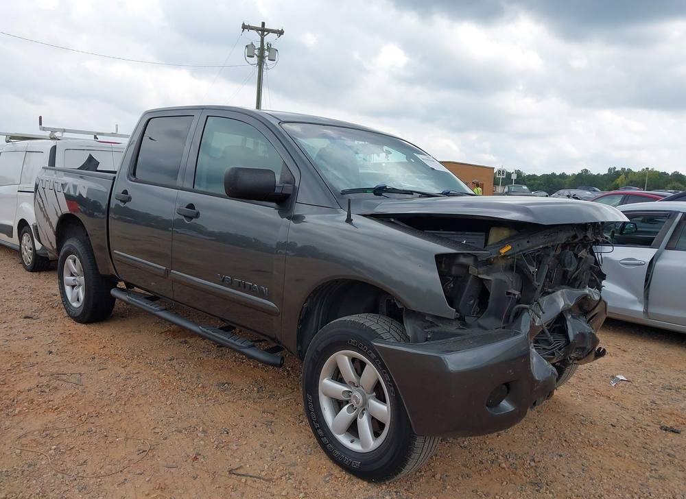 2011 Nissan Titan Sv