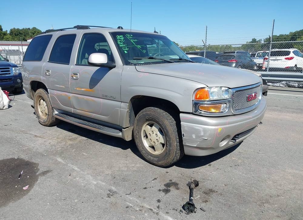 2004 GMC Yukon Denali