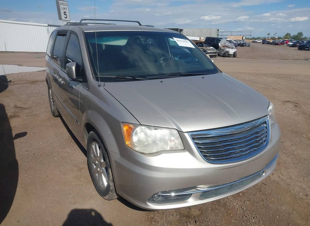 2013 Chrysler Town & Country Touring