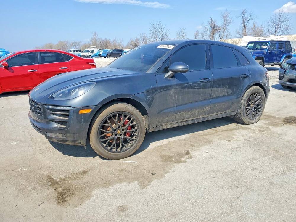 2018 Porsche Macan Gts