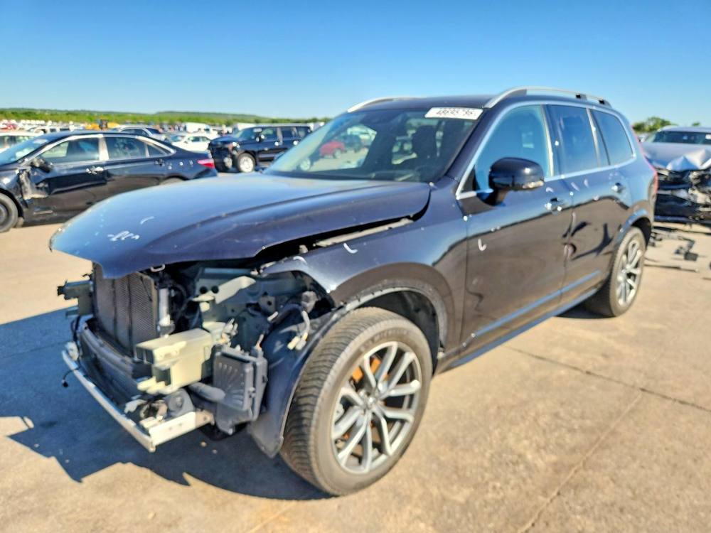 2019 Volvo XC90 T6 Momentum