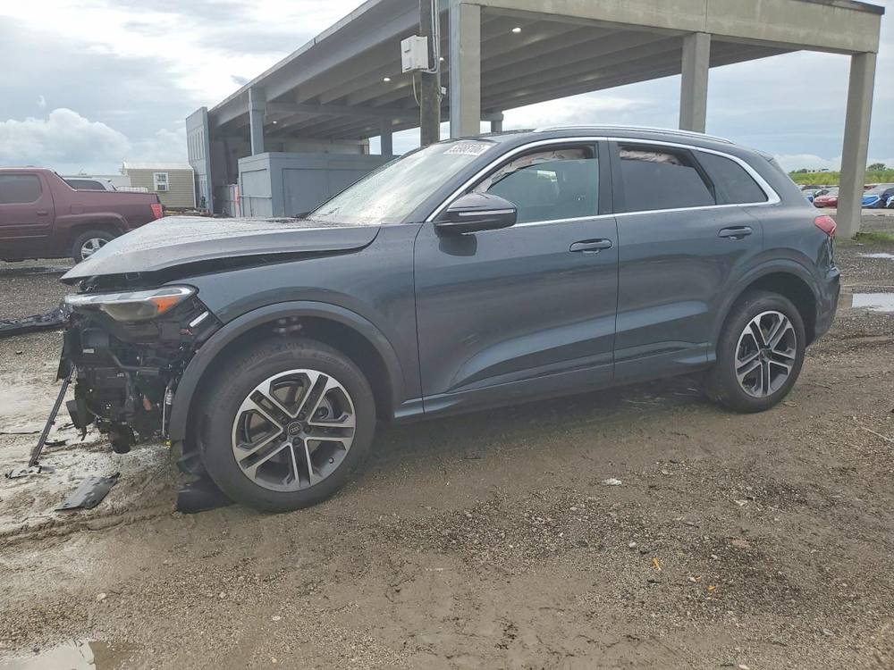 2025 Audi Q5 Premium