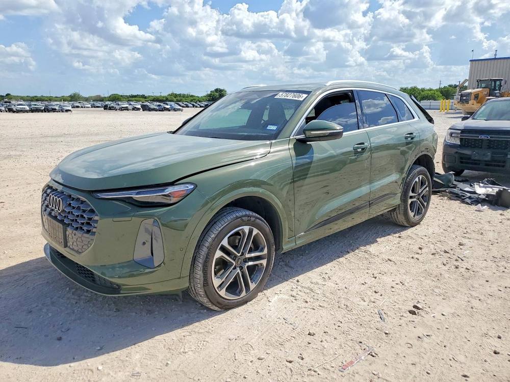 2025 Audi Q5 Premium Plus