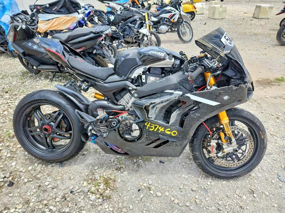 2020 ducati panigale V4 R