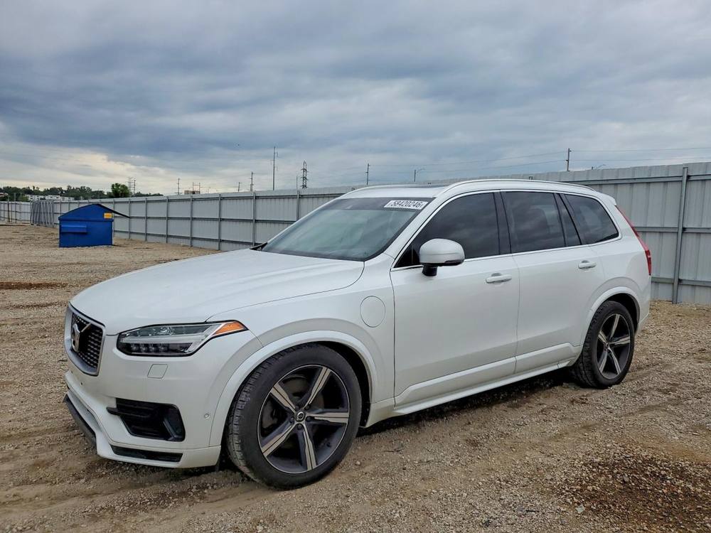 2017 Volvo XC90 T8