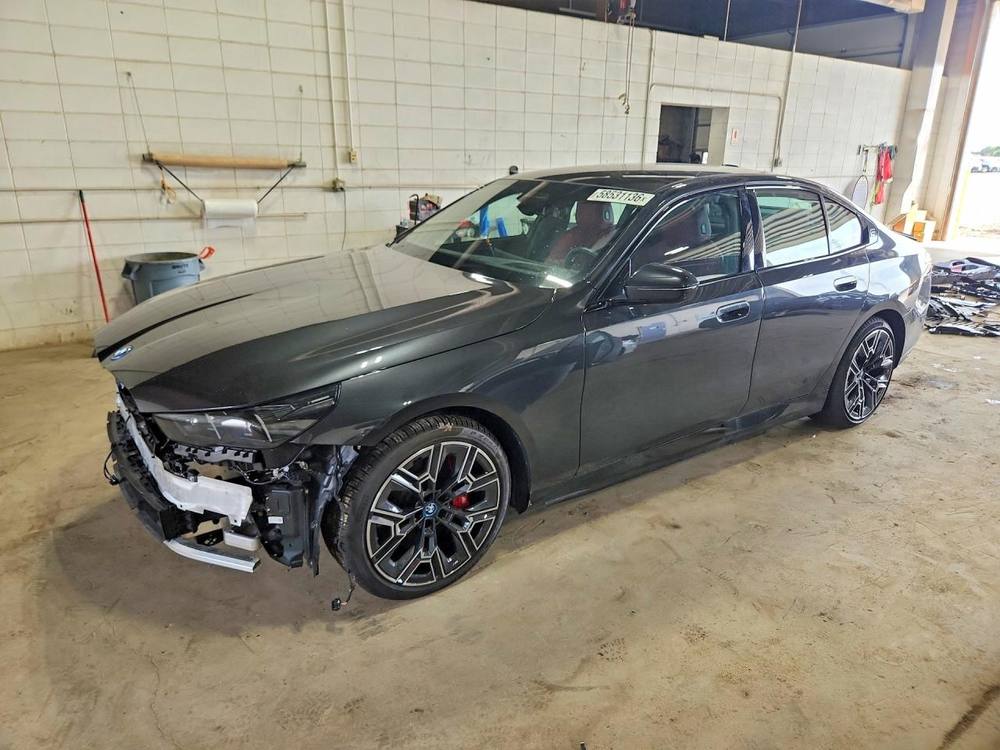 2025 BMW i5 xDrive 40