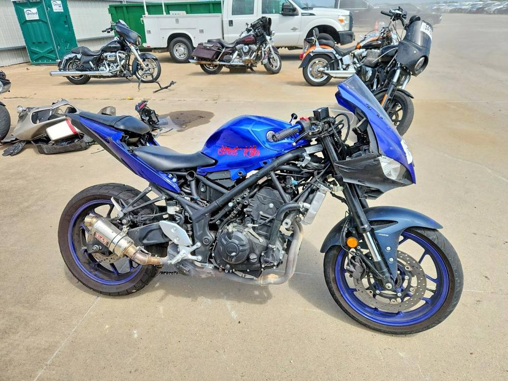 2022 Yamaha yzf r3 A