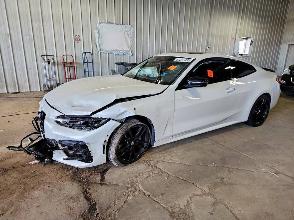 2022 BMW M4 40Xi