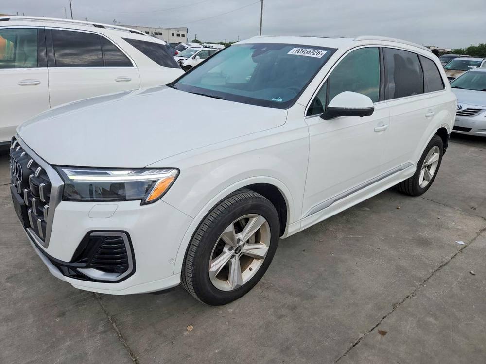 2025 Audi Q7 Premium