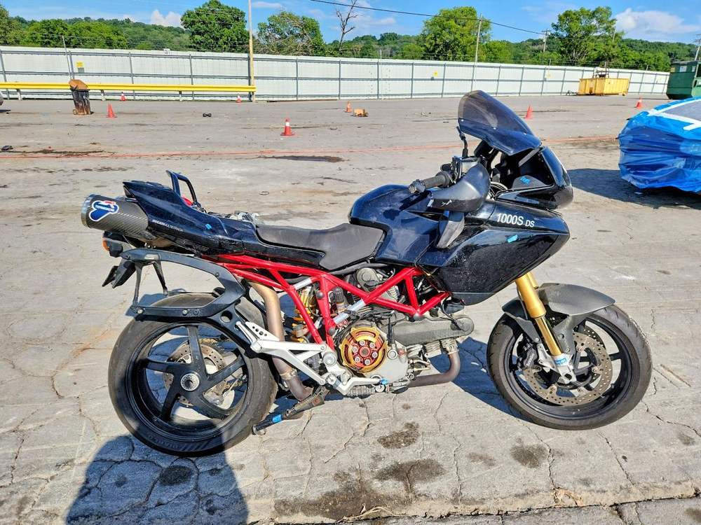 2005 ducati multistrada 1000 Ds