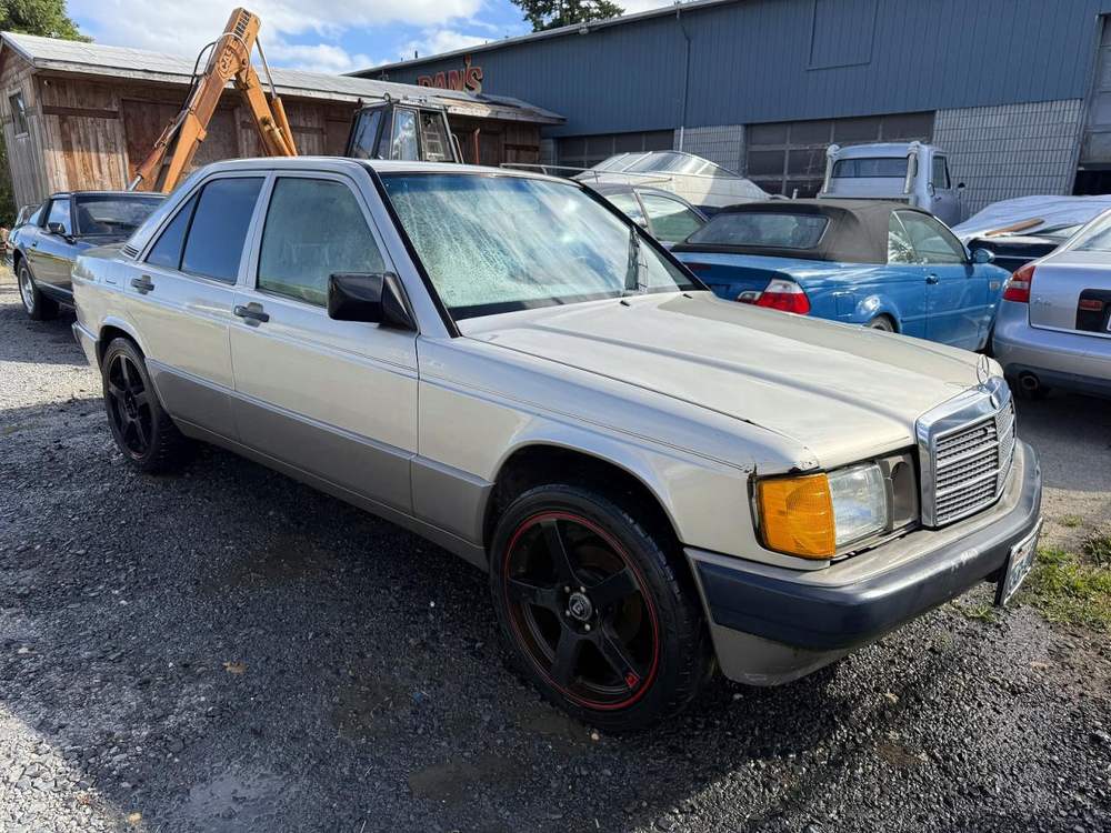 1989 Mercedes-Benz 190 (W201)