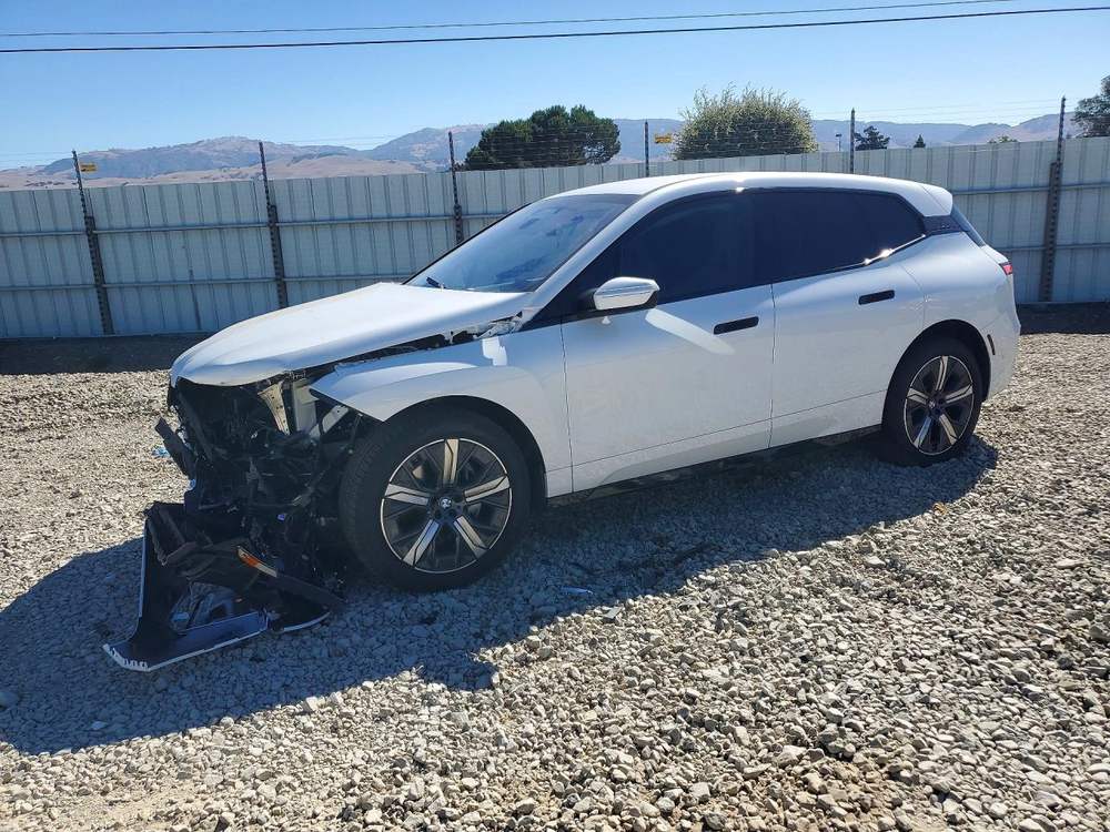 2026 BMW iX xDrive45