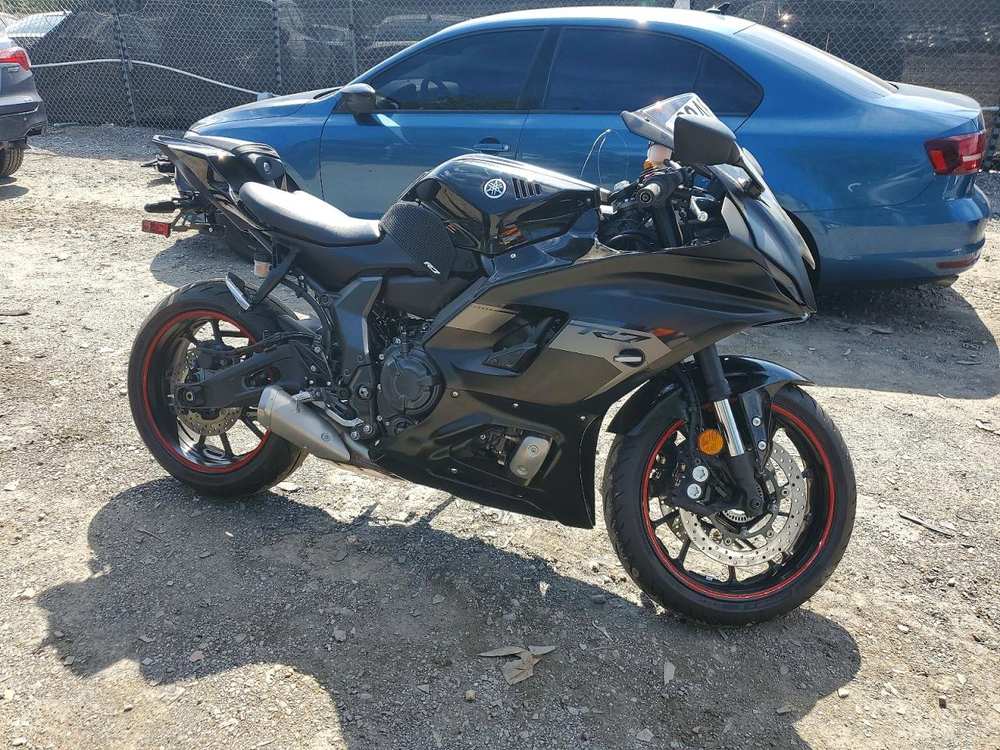 2025 Yamaha yzf r7