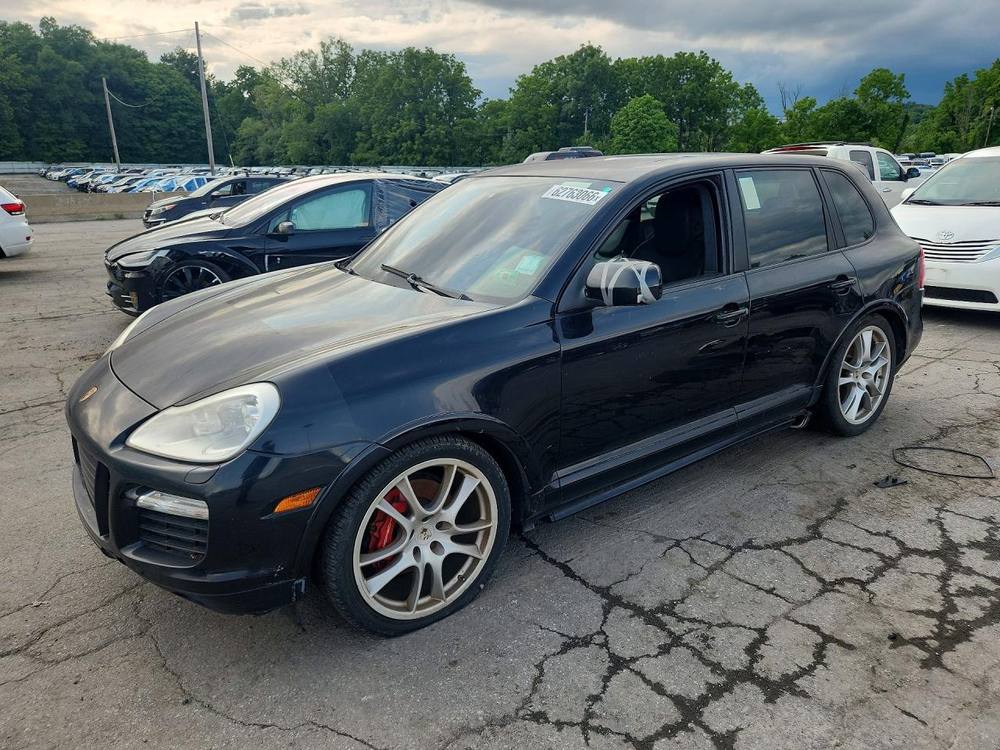 2010 Porsche Cayenne Gts