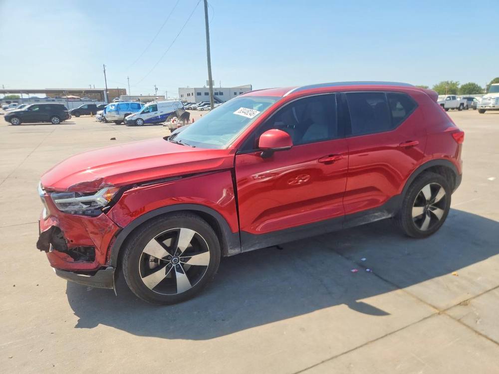 2019 Volvo XC40 T4 Momentum