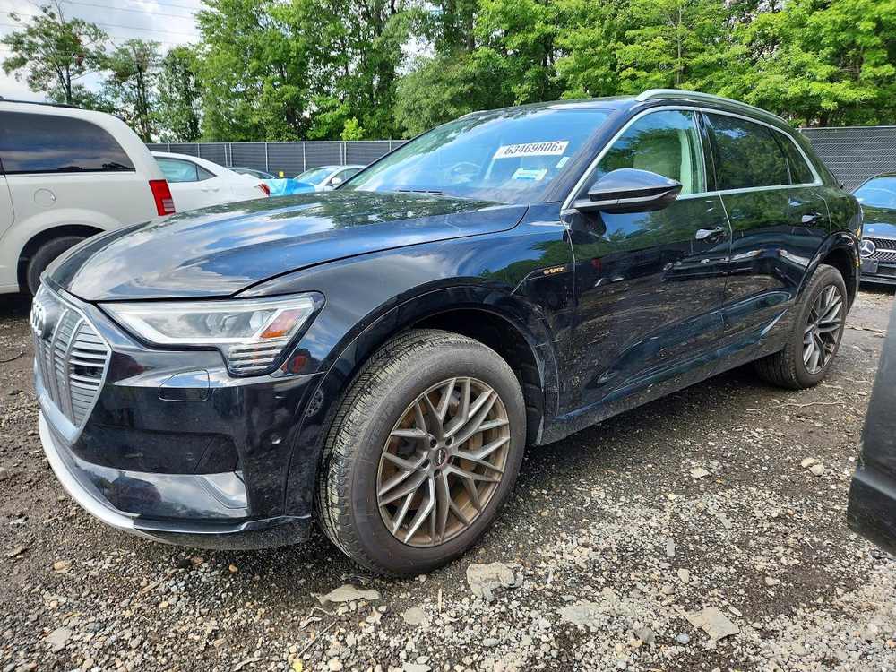 2019 Audi e-tron Prestige