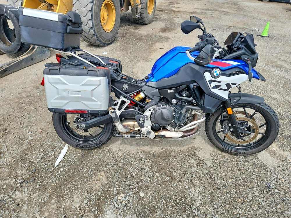 2025 BMW f 800