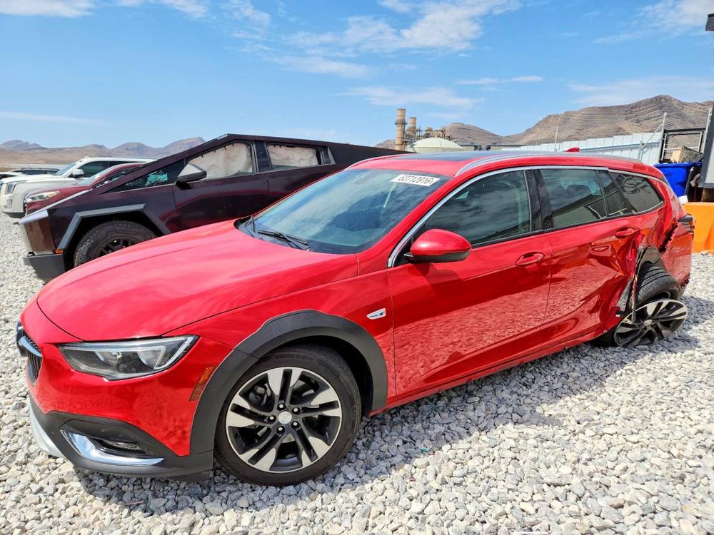2018 Buick Regal Tourx Essence