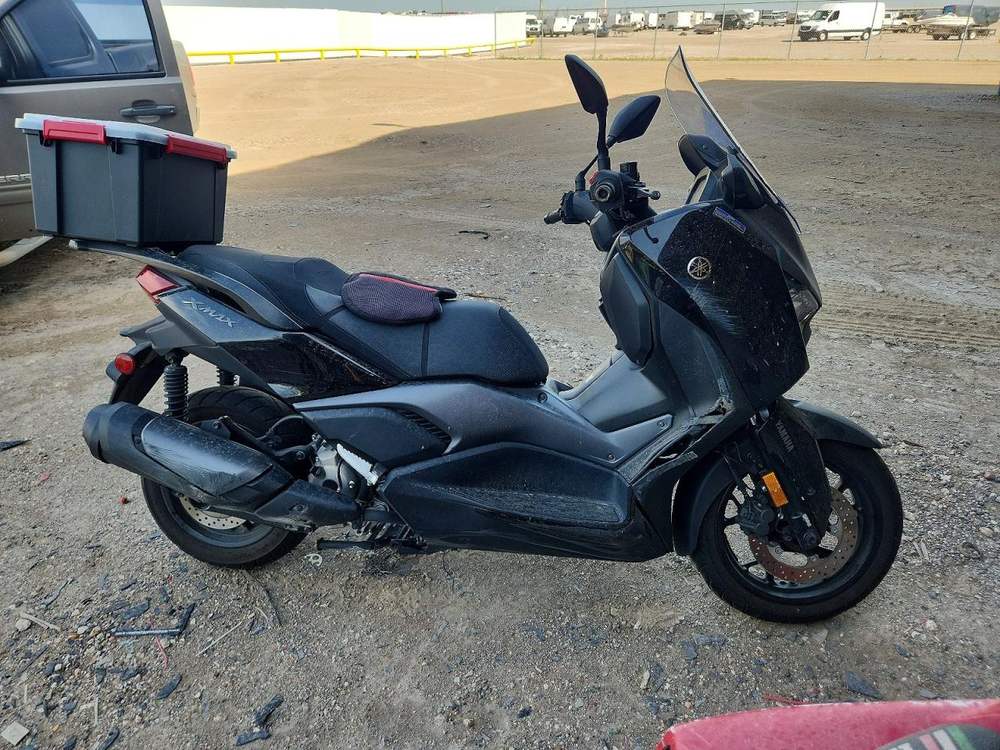 2025 Yamaha Czd300 A